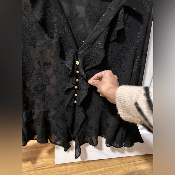 Zara ruffled jacquard blouse in Black - Picture 3 of 5